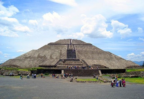s13-arte-piramide-del-sol