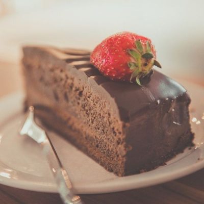 La ciencia del pastel de chocolate: un placer irresistible - Algarabía